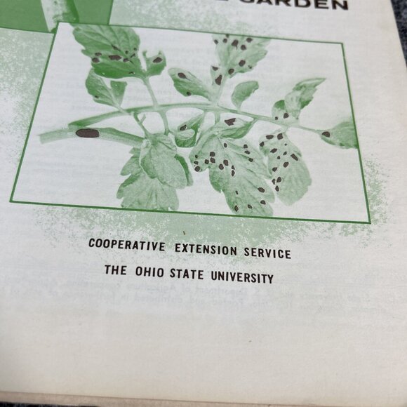Vtg Booklet Plant Disease Control in the Garden Ohio State Extension - Picture 2 of 9